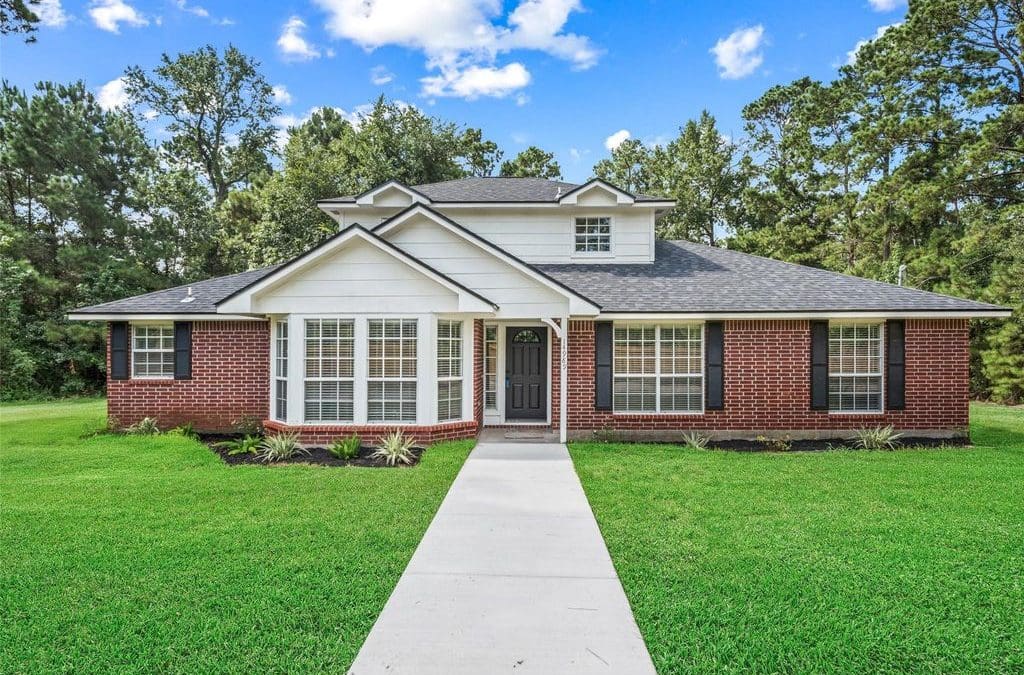 Conroe Home With Acreage